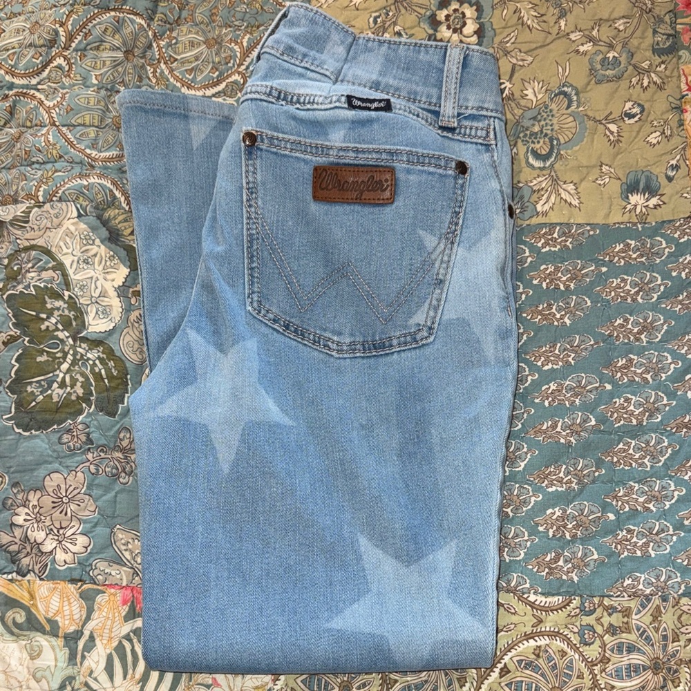 Wrangler Light Blue Star Patterned Women's Jeans - Picture 7 of 7